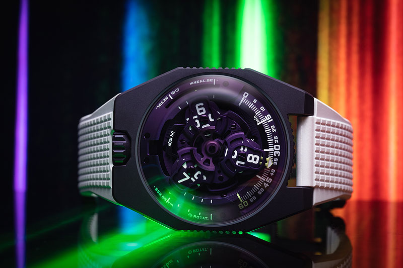 https://www.yachting.su/upload/iblock/203/Urwerk%20UR-100V%20UltraViolet.jpg