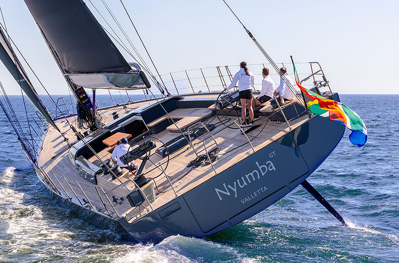 https://www.yachting.su/upload/iblock/232/SW96-Nyumba-0849.jpg