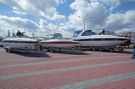 Fairline в Киеве