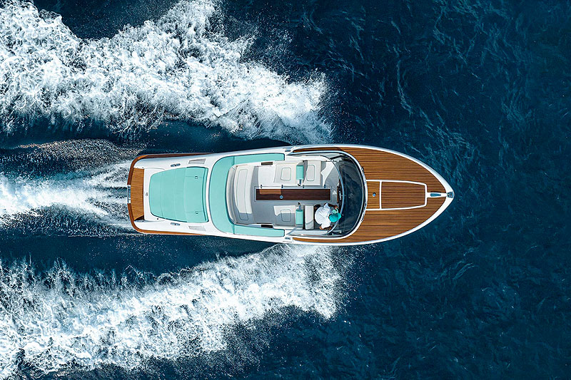 https://www.yachting.su/upload/iblock/60c/05%20El-Iseo.jpg