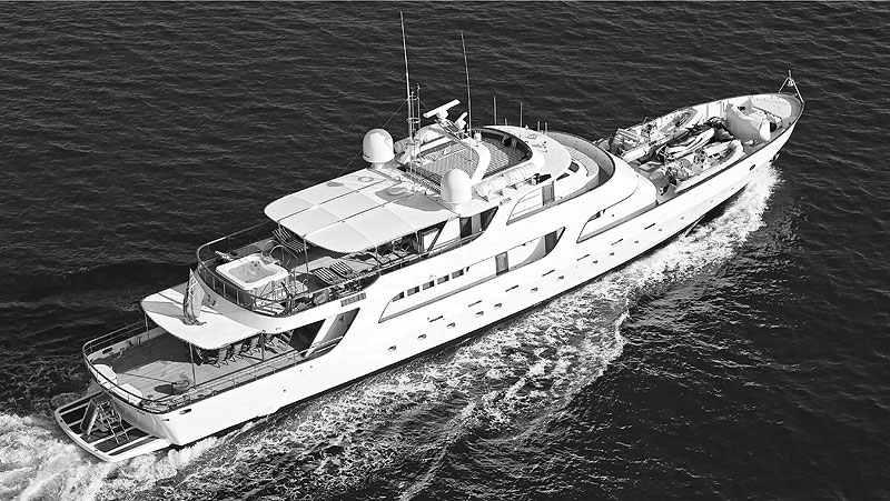 https://www.yachting.su/upload/iblock/9b5/CRN-MY-BAGHEERA-38.40m_1969.jpg