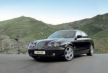Jaguar S-TYPE R