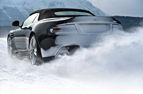 Aston Martin на льду